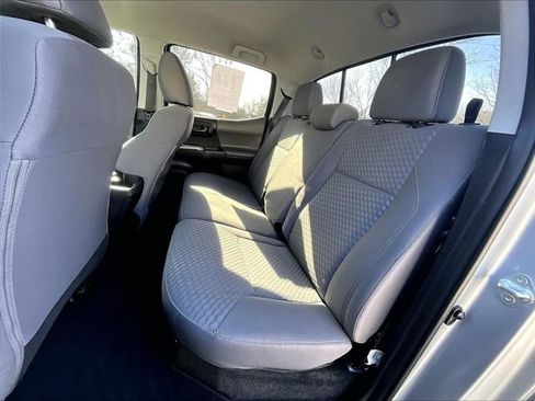 Used 2021 Toyota Tacoma SR5 image 21