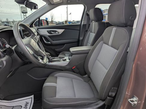 Used 2023 Chevrolet Blazer LT w/ Midnight/Sport Edition image 8