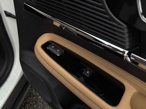 Certified 2022 Lincoln Corsair Reserve w/ Equipment Group 201A image 18