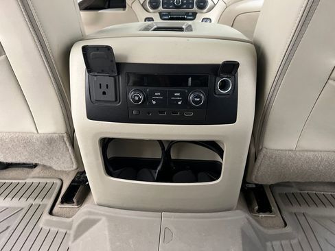 Used 2019 GMC Yukon Denali w/ Denali Ultimate Package AWD/4WD image 23