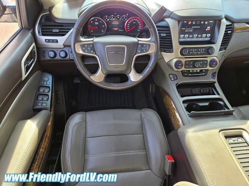 Used 2016 GMC Yukon Denali w/ Open Road Package image 10