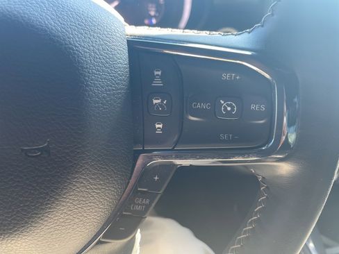 Used 2024 RAM 1500 Limited image 18