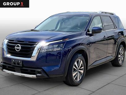 Used 2025 Nissan Pathfinder SL