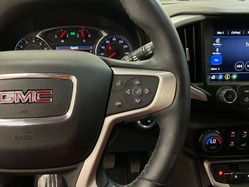 Used 2024 GMC Terrain SLT w/ Elevation Edition AWD/4WD image 13