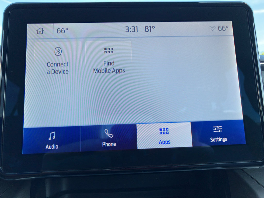 Used 2022 Ford Explorer XLT w/ Equipment Group 202A AWD/4WD image 17