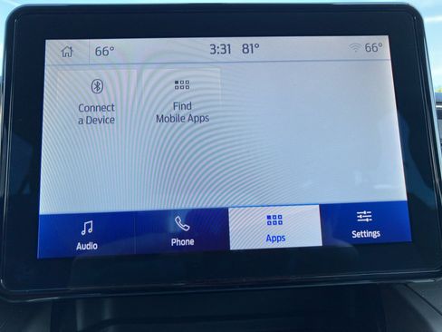 Used 2022 Ford Explorer XLT w/ Equipment Group 202A AWD/4WD image 17
