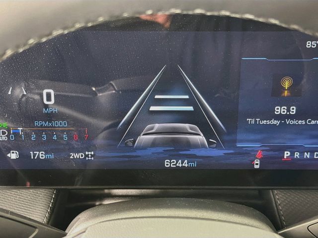 Used 2026 Chevrolet Equinox LT AWD/4WD image 14