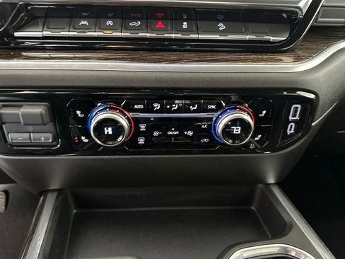 New 2026 GMC Sierra 1500 Elevation image 23