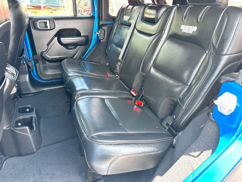 Used 2022 Jeep Wrangler Unlimited Sport AWD/4WD image 23