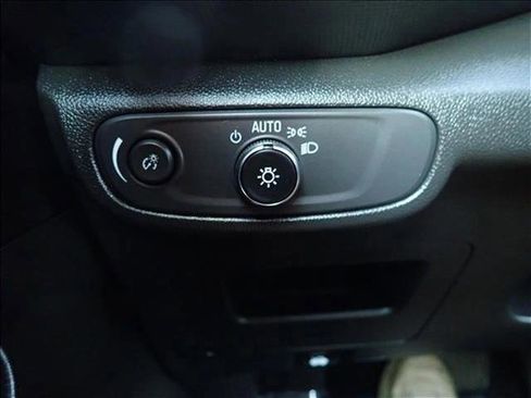 Used 2021 Chevrolet TrailBlazer LS AWD/4WD image 23
