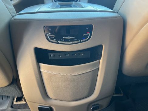 Used 2019 Cadillac Escalade ESV Platinum image 23