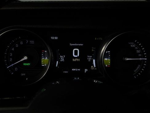 Used 2022 Jeep Wrangler Unlimited Sahara w/ Cold Weather Group image 15