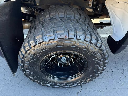 Used 2021 Chevrolet Silverado 3500 LT w/ Convenience Package AWD/4WD image 13