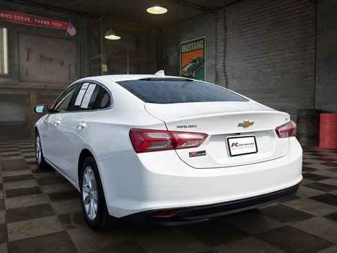 Certified 2022 Chevrolet Malibu LT image 5