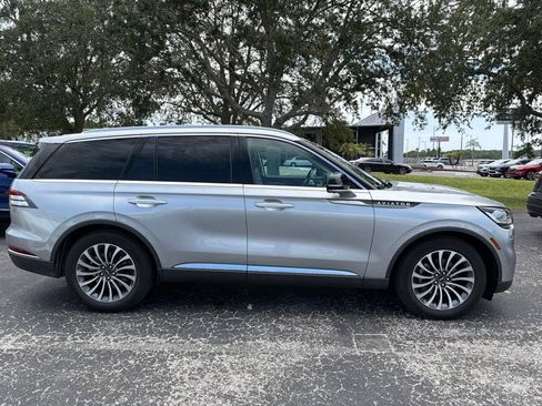 Used 2020 Lincoln Aviator Reserve w/ Equipment Group 201A RWD image 2