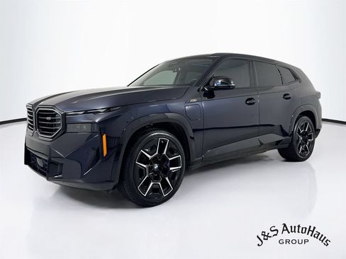 Used 2023 BMW XM AWD/4WD image 3