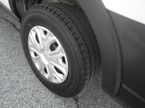 Used 2024 Ford Transit 350 XLT image 12