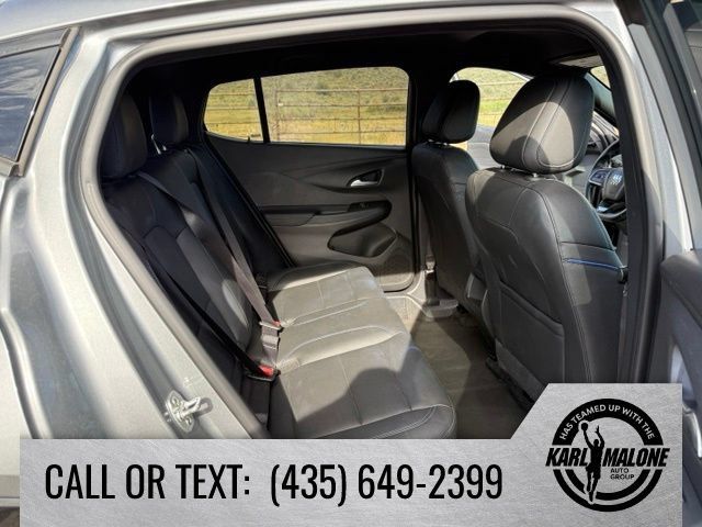 Used 2025 Buick Envista Sport Touring FWD image 32