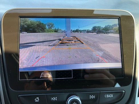 Used 2024 Chevrolet Malibu LT image 23