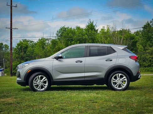 Used 2023 Buick Encore GX Preferred w/ Cold Weather Comfort Package FWD image 7