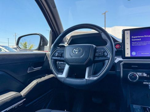 Used 2024 Toyota Tacoma TRD Off-Road AWD/4WD image 17