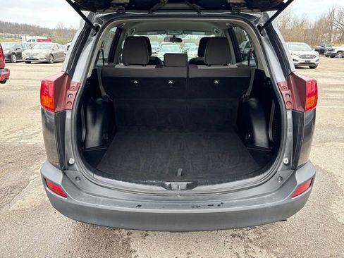 Used 2013 Toyota RAV4 LE AWD/4WD image 13