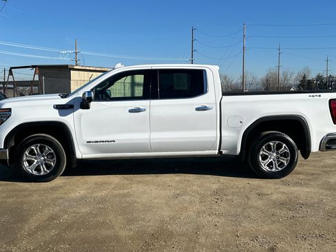 Used 2024 GMC Sierra 1500 SLT image 8