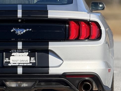 Used 2019 Ford Mustang Premium image 16