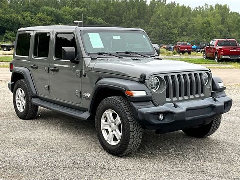 Used 2021 Jeep Wrangler Unlimited Sport w/ Sun And Sound Package AWD/4WD image 2