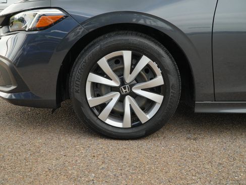 Used 2024 Honda Civic LX image 10