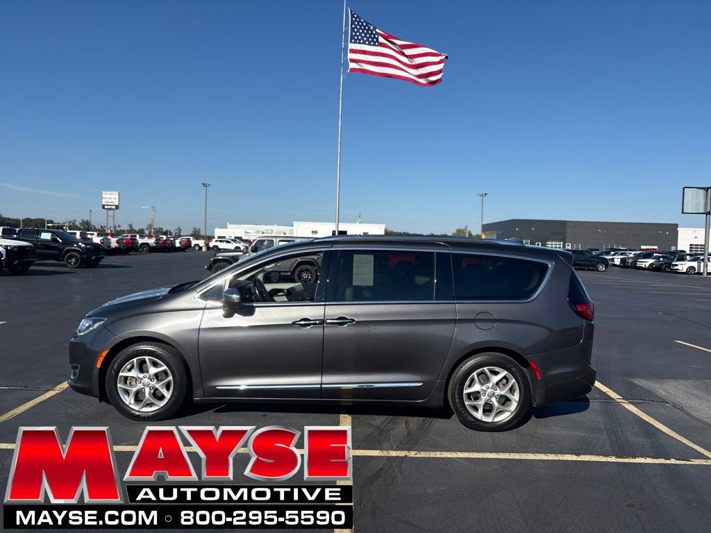 Used 2020 Chrysler Pacifica Limited w/ Advanced Safetytec Group FWD image 1