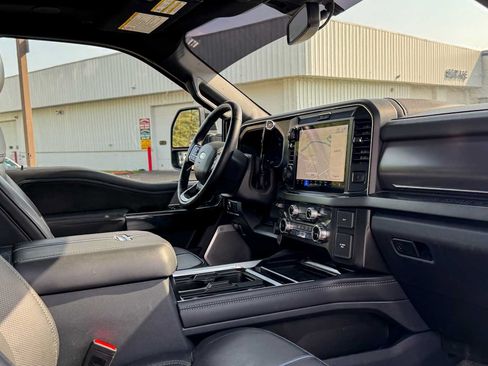 Used 2026 Ford F450 Platinum w/ FX4 Off-Road Package AWD/4WD image 9