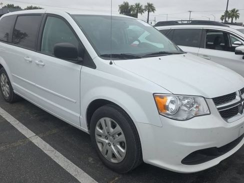 Used 2017 Dodge Grand Caravan SE w/ Power Window Group FWD image 5
