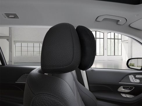 New 2025 Mercedes-Benz GLS 450 4MATIC image 43