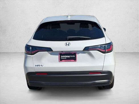 New 2026 Honda HR-V LX image 7