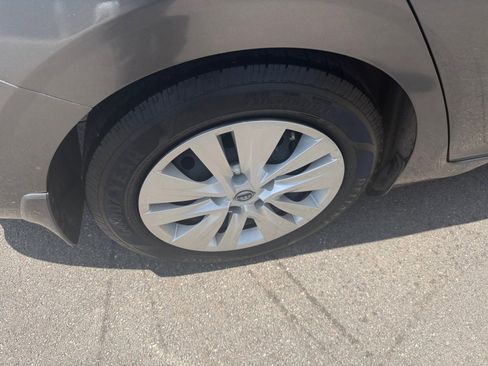 Used 2024 Nissan Sentra S FWD image 23