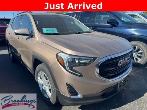 Used 2018 GMC Terrain SLE w/ Driver Convenience Package AWD/4WD image 1