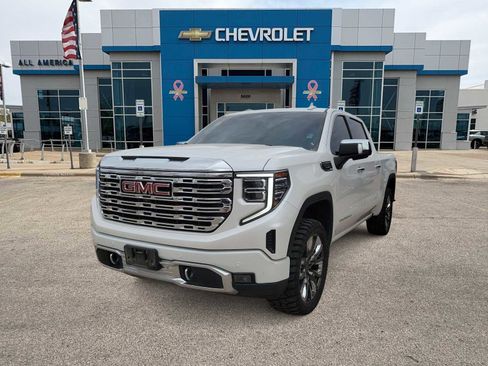 Used 2023 GMC Sierra 1500 Denali w/ Technology Package image 1