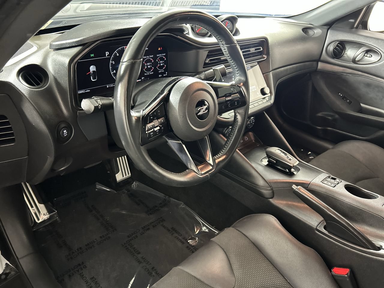 Used 2024 Nissan Z Performance w/ Floor Mat Package RWD image 12