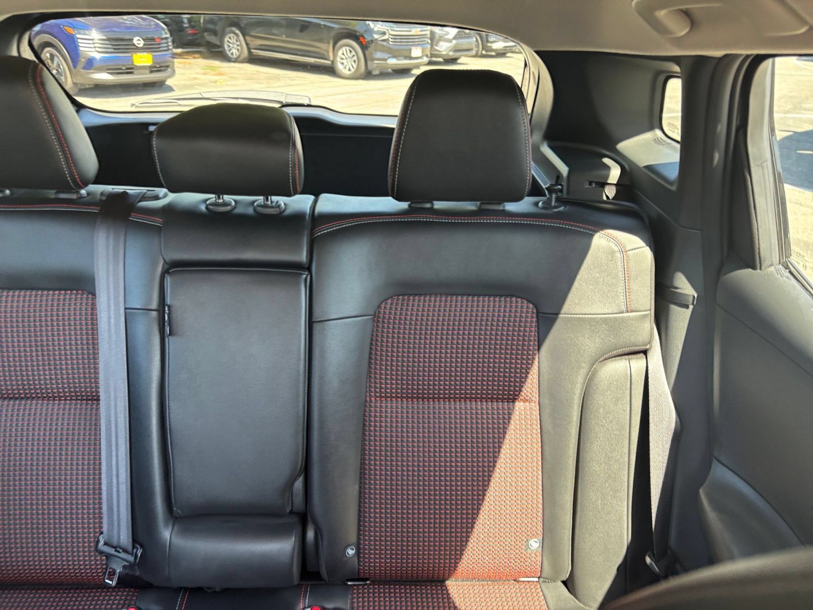 Used 2026 Nissan Kicks SR FWD image 37