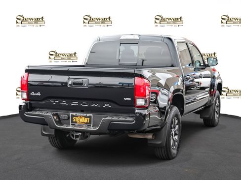 Used 2021 Toyota Tacoma SR5 image 4