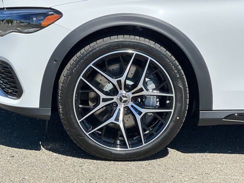 New 2026 Mercedes-Benz E 450 4MATIC All-Terrain Wagon image 11