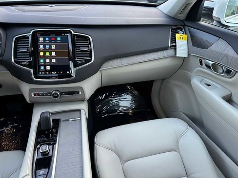 Used 2025 Volvo XC90 T8 Plus w/ Protection Package Premier image 19