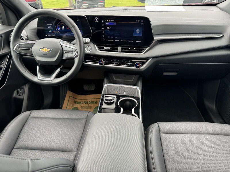 Used 2026 Chevrolet Equinox LT w/ Convenience Package II AWD/4WD image 11
