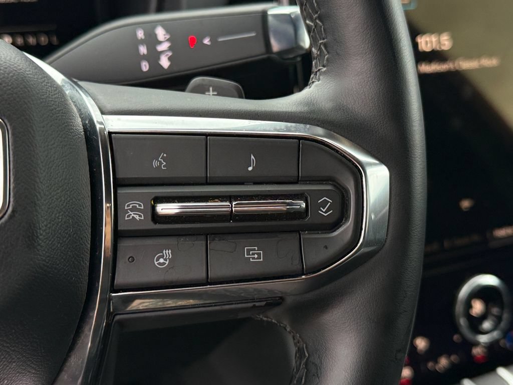 Used 2025 GMC Terrain Elevation AWD/4WD image 18