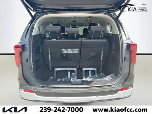 New 2026 Kia Carnival EX FWD image 12