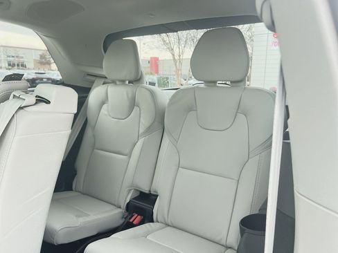 New 2026 Volvo XC90 B6 Ultra image 26