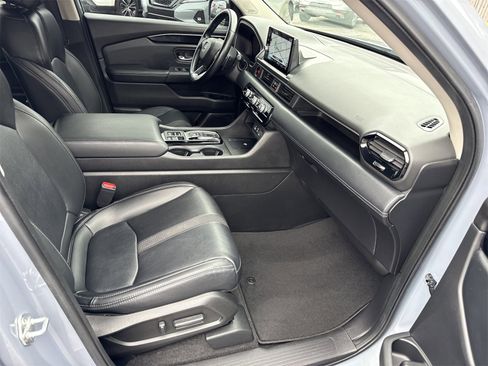 Used 2023 Honda Pilot Touring image 34