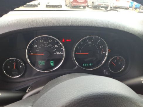 Used 2018 Jeep Wrangler Unlimited Sport S AWD/4WD image 25
