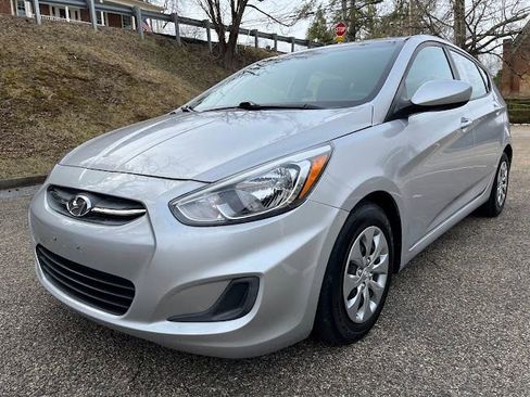 Used 2017 Hyundai Accent SE image 33